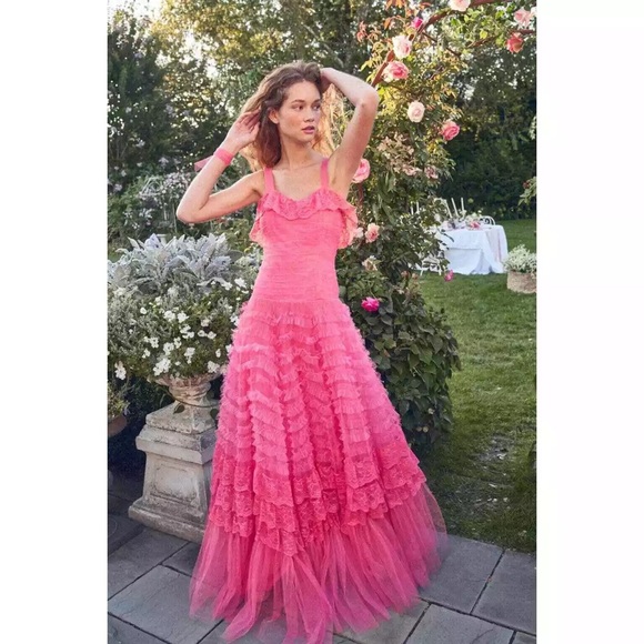 bec and bridge kiss me lace up dress Ethereal romance: Where delicate lace and satin meet in flowing proportions. #zimmermann